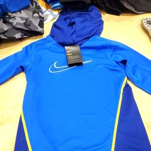 Nike boys dri fit hoodie